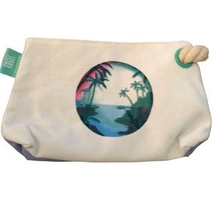 Angel by Thierry Mugler makeup bag NWOT